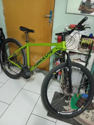 Vende se uma bicicleta aro 29 absolute