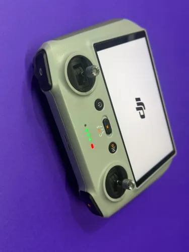 Controle com tela Rc
