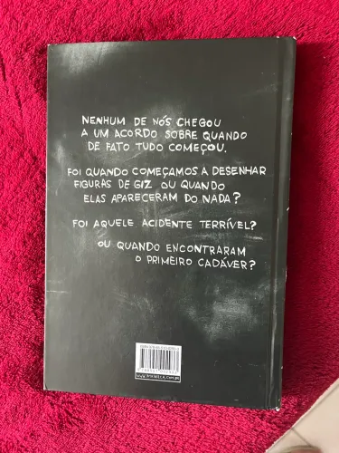 Estou vendendo um livro!