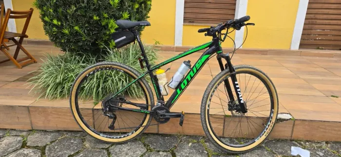 Vendo Biciclehta Lotus XR Aro 29 Shimano Alivio