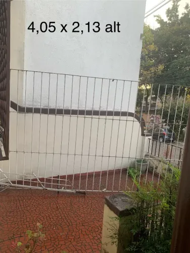 Grade de Ferro Maciço 4 x 2,13 metros- Retirada