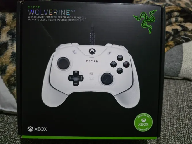 Controle Razer Wlverine V2 Wired