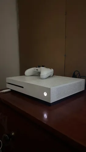 Vende-se Xbox One s