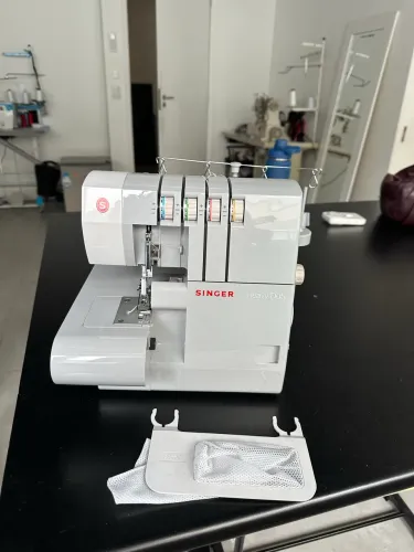 Overlock portátil singer heavy duty 