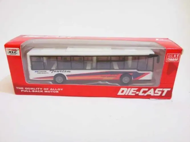 Ônibus miniatura para colecionadores e admiradores