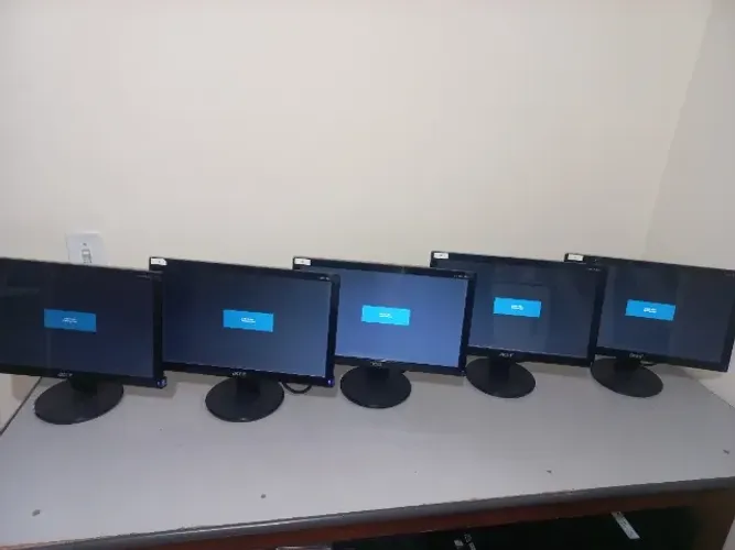 Lote Monitor 16 Polegadas Acer LCD P166HQL