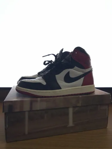 Air Jordan 1 High OG - 38