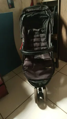 Carrinho Voyage Delta seminovo, puro conforto e estilo para o seu bebê!