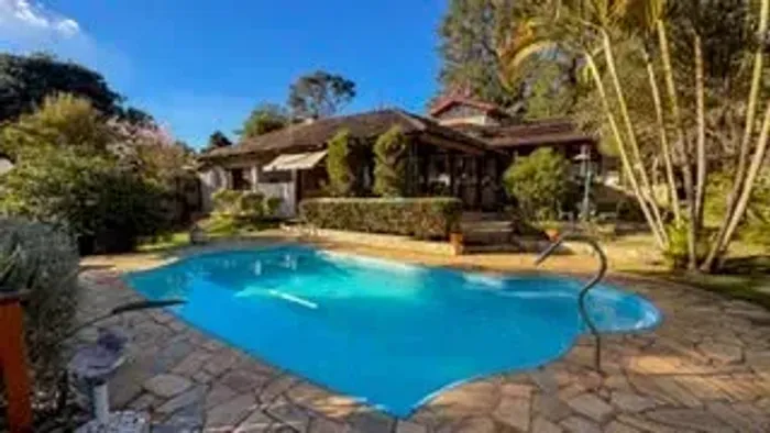 Chácara com 4 quartos à venda, 1058 m² por R$ 1.430.000 - Bairro Jardim Itapema - Guararem