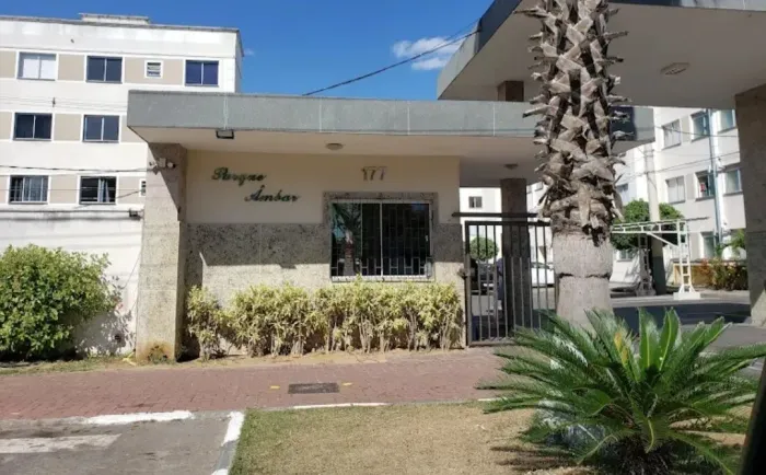 VENDO OU ALUGO APARTAMENTO NO TÉRREO CONDOMÍNIO ÂMBAR.