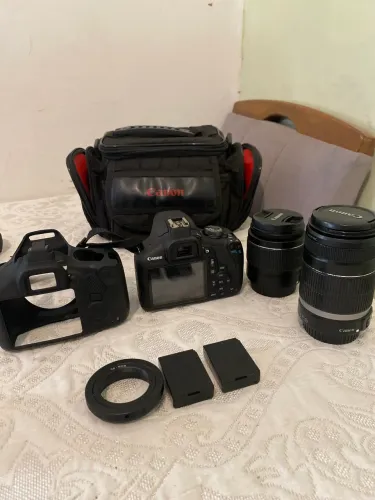 Canon T7 kit completo