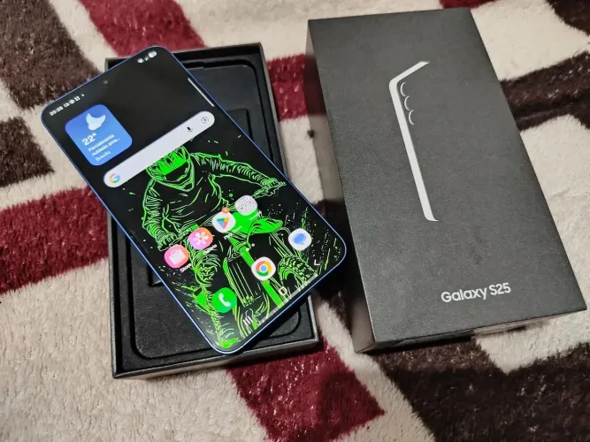 Galaxy S25 256/12