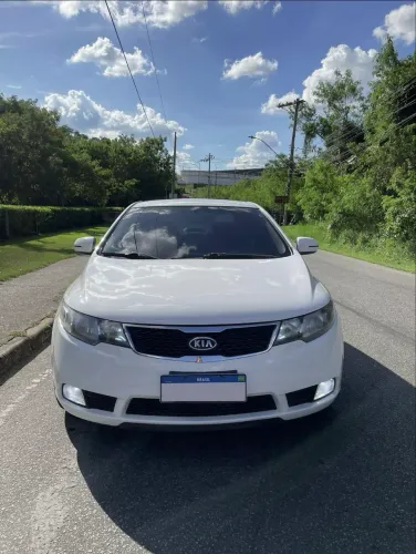 Kia Motors Cerato 1.6 16V Aut. 2012