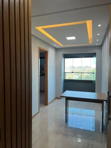 Aluguel na Boca do Rio: 45 m², 2 quartos, 2 banheiros e mobiliado.