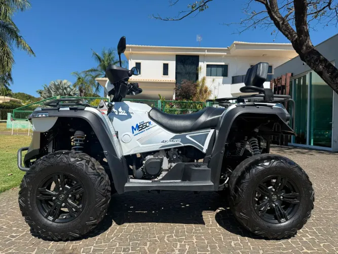 Quadriciclo Ventura 550 2023