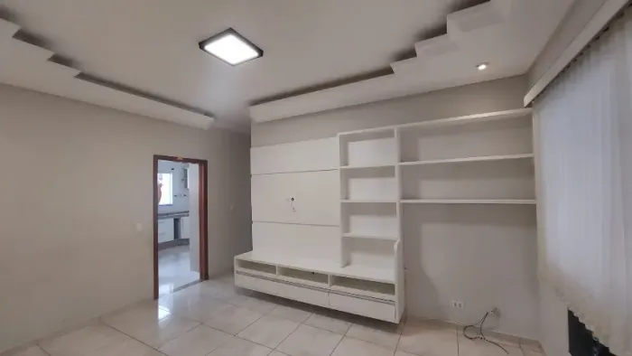 Casa no Condominio Jardim Oásis. 3 dormitorios