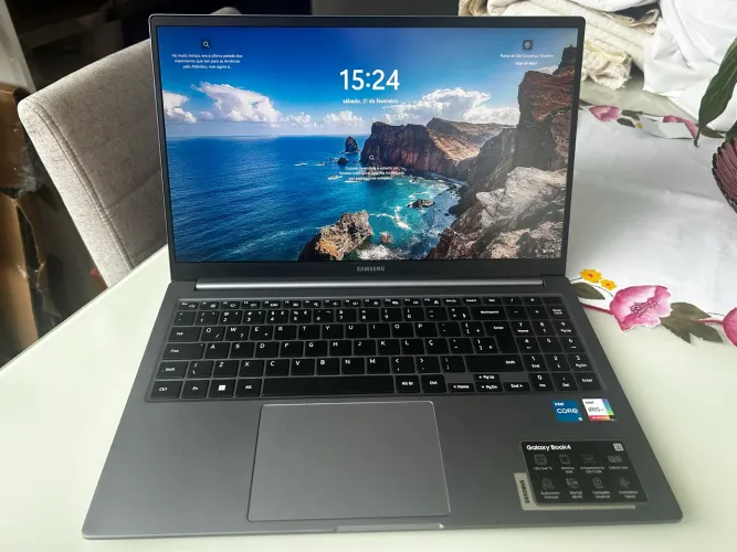 Galaxy Book 4 - 16gb de ram e 512gb ssd
