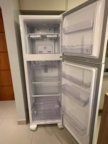 Geladeira Eletrolux DFN41 Frost Free 280l