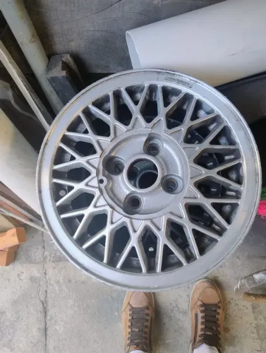 Roda BBS para Santana/vouage/gol/Saveiro - 4x100