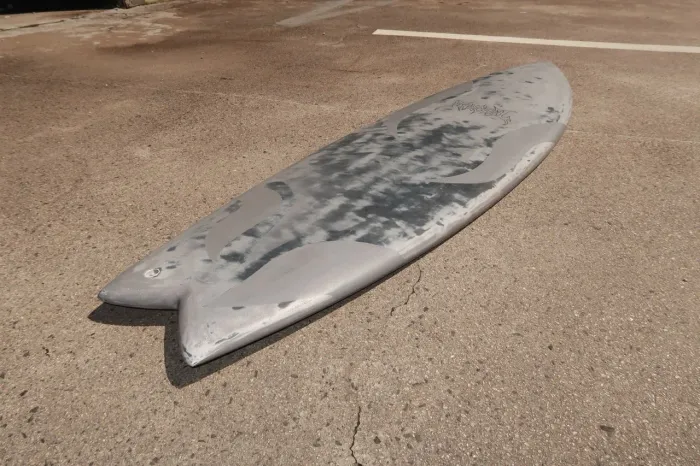 Prancha surf fish mid length 6.3 carbono