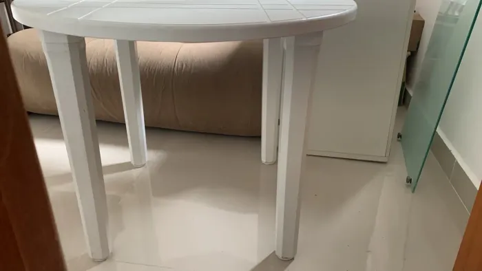 Mesa Redonda Branca Desmontável Goiânia