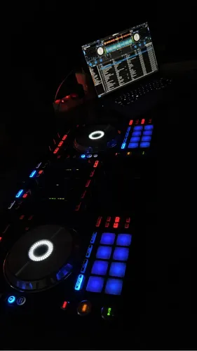 Controladora Pioneer DDJ-SX Serato DJ 4 Canais