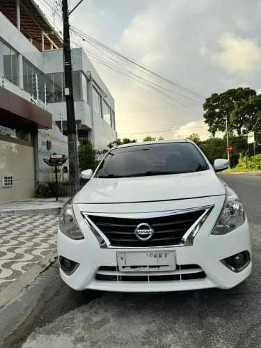 Nissan Versa Unique 1.6 16V Flex 4P Mec. 2016