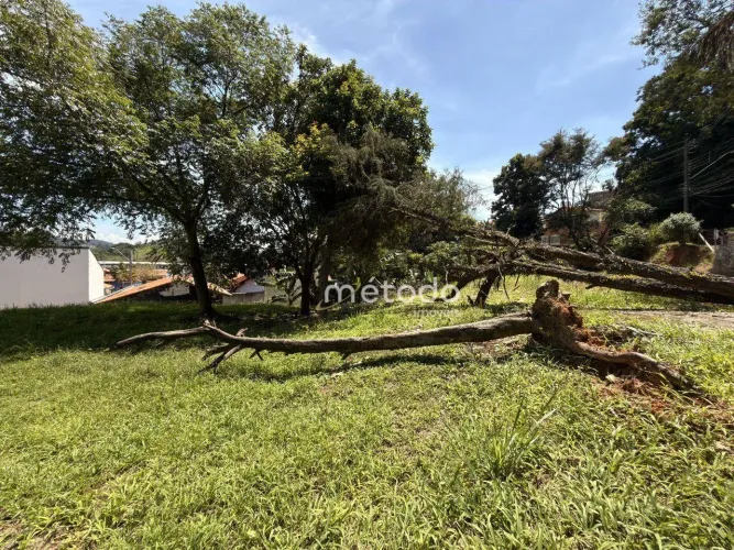 Terreno à venda, 335 m² por R$ 375.666 - Bairro Centro - Guararema/SP