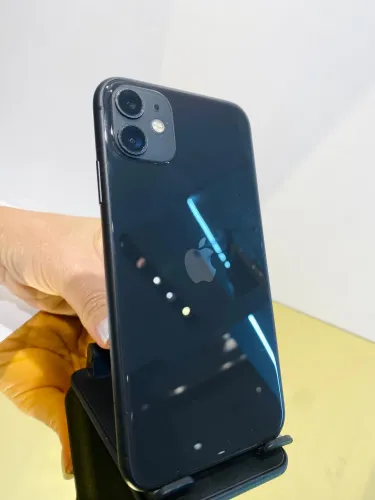 iPhone 11 - 64gb