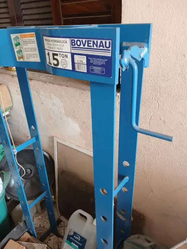 Prensa p mecânica, nova.