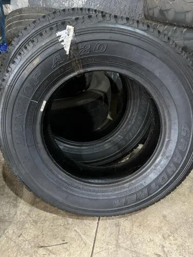 Pneus dunlop 225/70/17