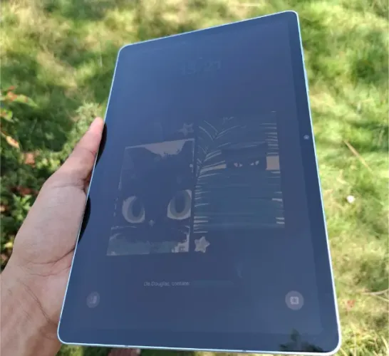 Tablet Samsung Galaxy Tab S9 FE 5G 128 GB com S Pen, capa e caixa