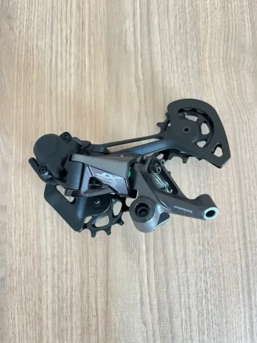 Cambio Traseiro Shimano Deore Xt M8100 12 velocidades