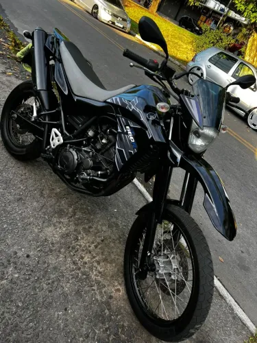 Xt660 2012 vendo ou troco por algo do meu interesse.