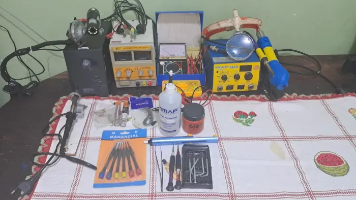 Troco uma eletrônica por carro