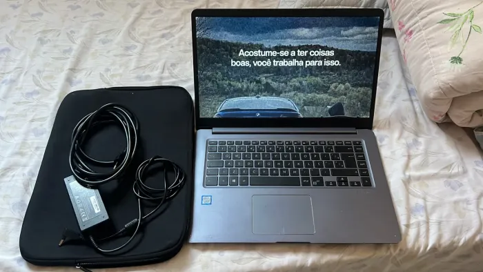 Vende-se notebook asus 1300