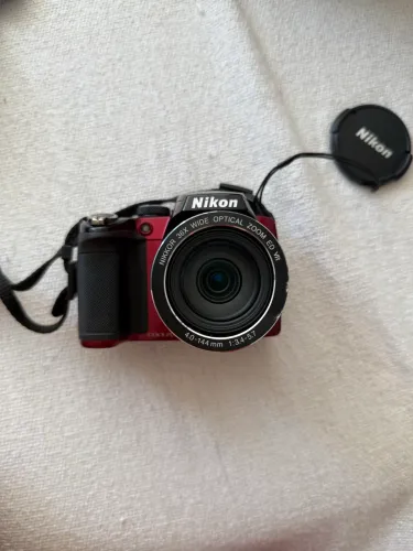 Nikon Coolpix P500 + Cartão SanDisk 8GB + 2 Baterias + Bolsa de Transporte