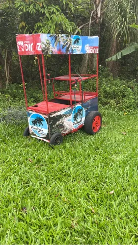 Carrinho de coquetel