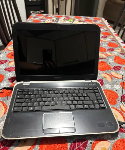 Notebook Dell Inspiron 8GB RAM/120GB SSD