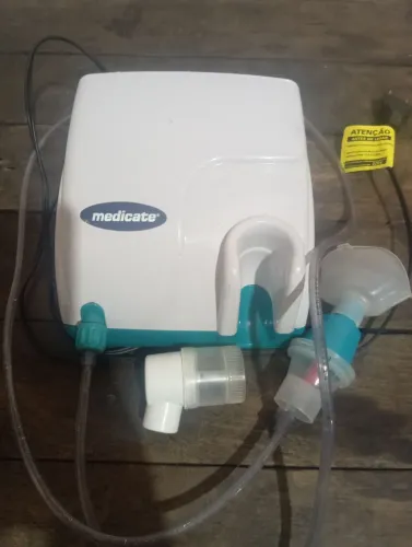 Vendo um nebulizador 220 volts