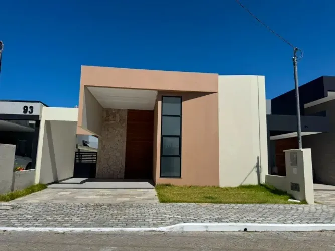 Casa condomínio Maluí Residente