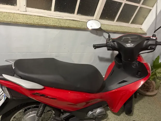 Biz 125 ES