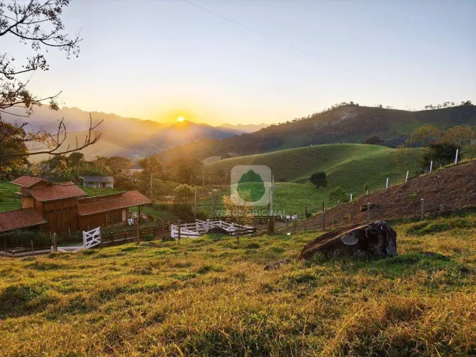 Terreno à venda, 24000 m² por R$ 550.000 - Zona Rural - São Bento do Sapucaí/SP