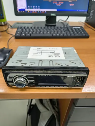 Rádio automotivo NAVEG NVD 3006