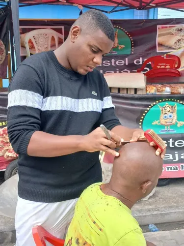 Corto cabelo à domicílio