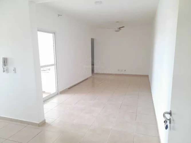 Locação de Apartamentos / Padrão na cidade de Araraquara