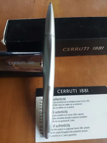 Vendo caneta cerruti 1881