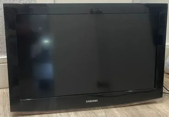Vendo tv Samsung 32 polegadas funcionando perfeitamente