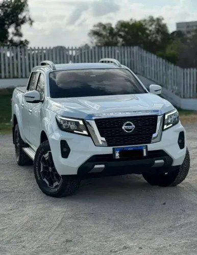 Nissan Frontier XE CD 4X4 2.3 Bi-TB Diesel Aut. 2023