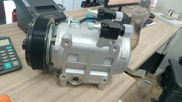 COMPRESSOR MODELO SELTEC TM31 8PK E 2A 12 E 24V